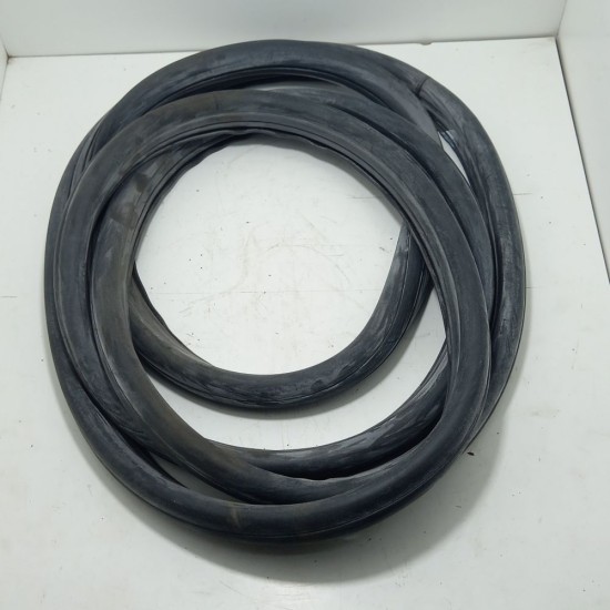 Borracha Parabrisa Voyage Parati Saveiro 80-94 - C/Friso