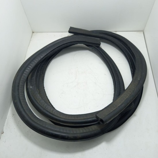 Borracha Cap&ocirc; Motor - Autotravi Gol / Voyage / Parati / Saveiro 80/85