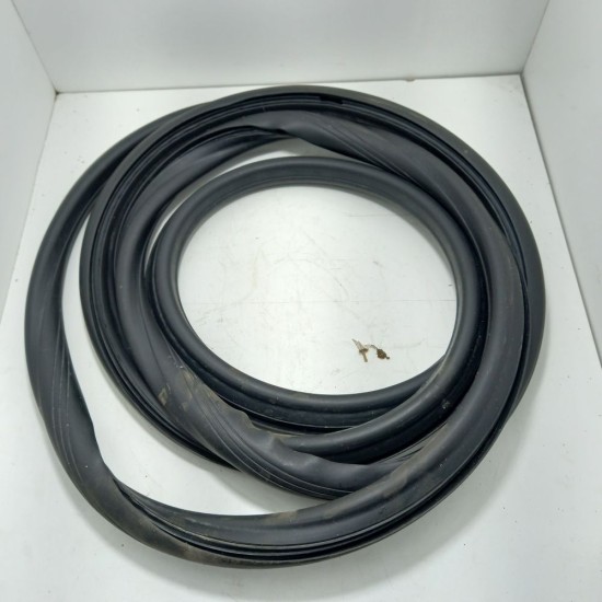 Borracha Parabrisa - Uno / Pr&ecirc;mio / Elba 91/...