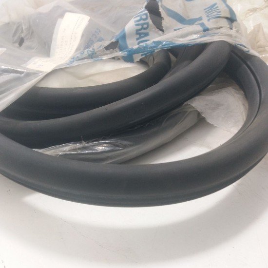 Borracha Parabrisa - Chevette Luxo C/ Friso