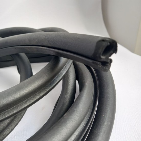 Borracha Porta Malas - Veraneio