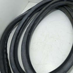 Borracha Vigia - Belina II C/Friso Plástico  
Ford