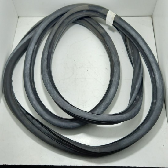 Borracha Vigia - Belina II C/Friso Pl&aacute;stico  
Ford