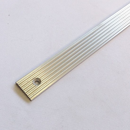 Friso Soleira F1000 F4000 705 Mm Original Ford