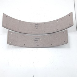 Lona de Freio Dianteiro Caminhão F600 Até 70 Cobreq 2060A