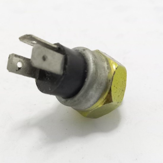 Interruptor Freio Tipo Volkswagen ( Exceto Kombi)