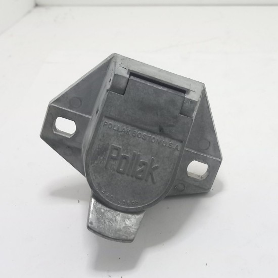 Soquete Saida Chicote do Reboque Ford Cargo