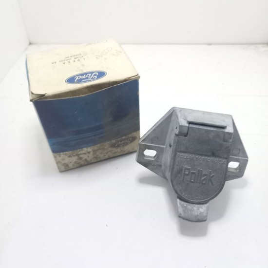 Soquete Saida Chicote do Reboque Ford Cargo