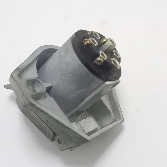 Soquete Saida Chicote do Reboque Ford Cargo