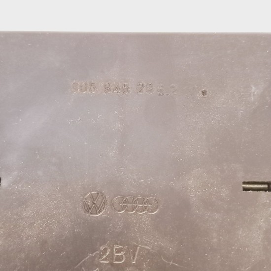 Soquete Circuito Lanterna Traseira Le Gol Gt Original Volkswagen