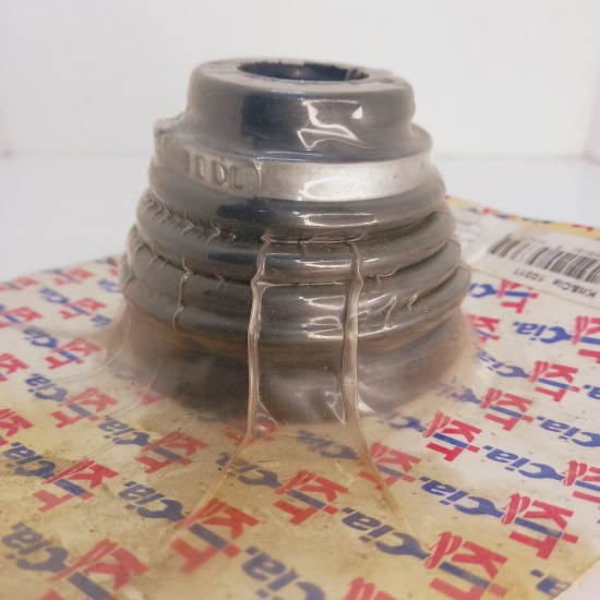 Kit Guarda-Po Semi Eixo Lado C&acirc;mbio Uno Pr&ecirc;mio Elba