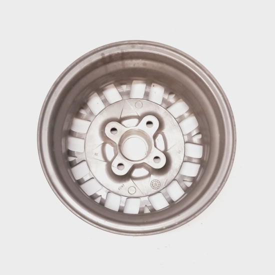 Roda de Liga Leve Escort Xr3 Aro 13 4 Furos