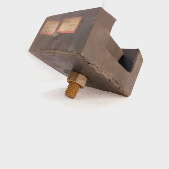 Coxim Superior Traseiro Motor F600 F700 F11000 F13000 Perkins