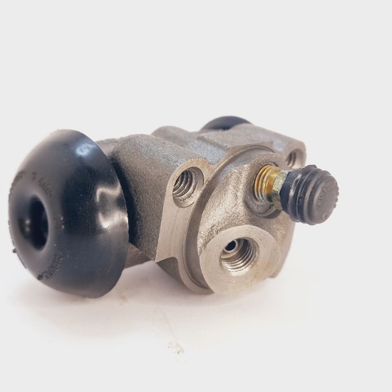 Cilindro Roda Traseiro Lado Esquerdo F1000 79 Ed