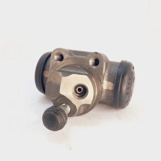 Cilindro Roda Lado Direito Pampa 4X4 84