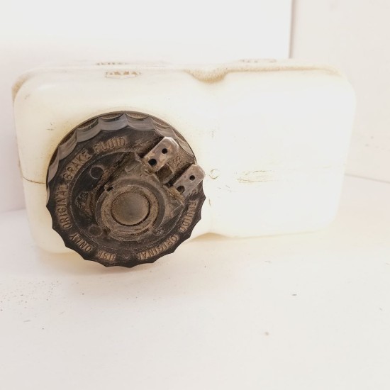 Reservat&oacute;rio L&iacute;quido Freio Kombi At&eacute;