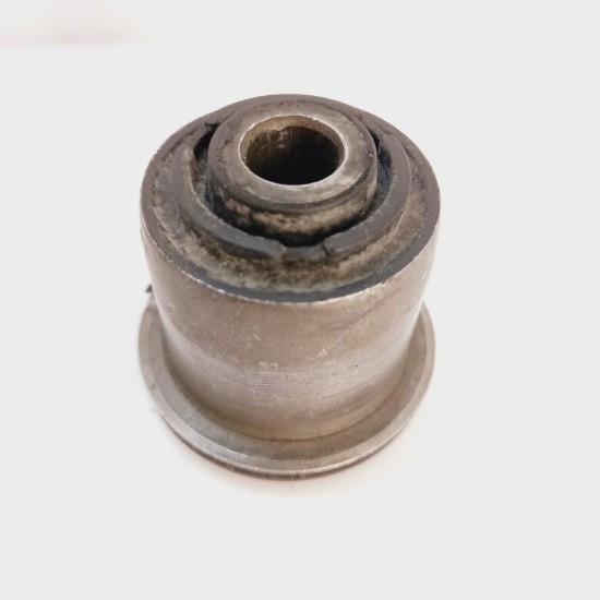 Bucha da Bandeja Dianteira Santana Gol Voyage 90 Ed