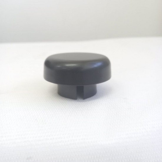 Tampa de &Oacute;leo Preta Fordinho