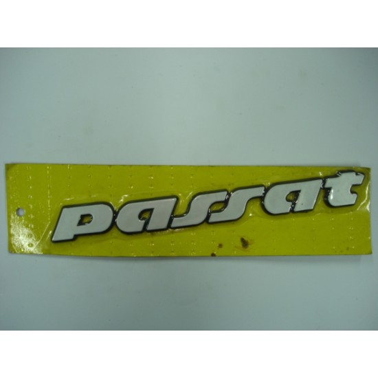 Emblema Passat Pl&aacute;stico