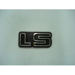 Emblema LS GM