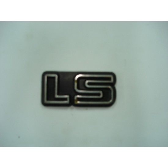 Emblema LS GM